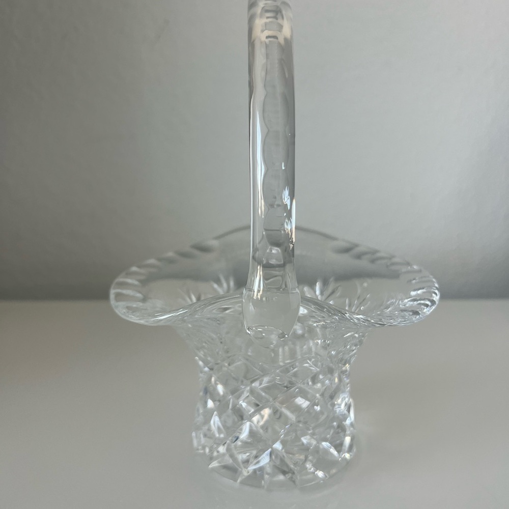 Unmarked Crystal Easter Basket / Flower Girl Basket / Decorative Basket